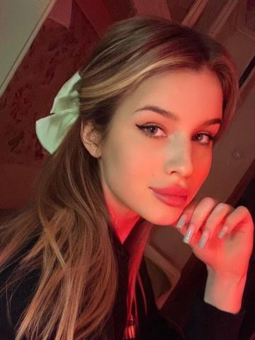 Ева